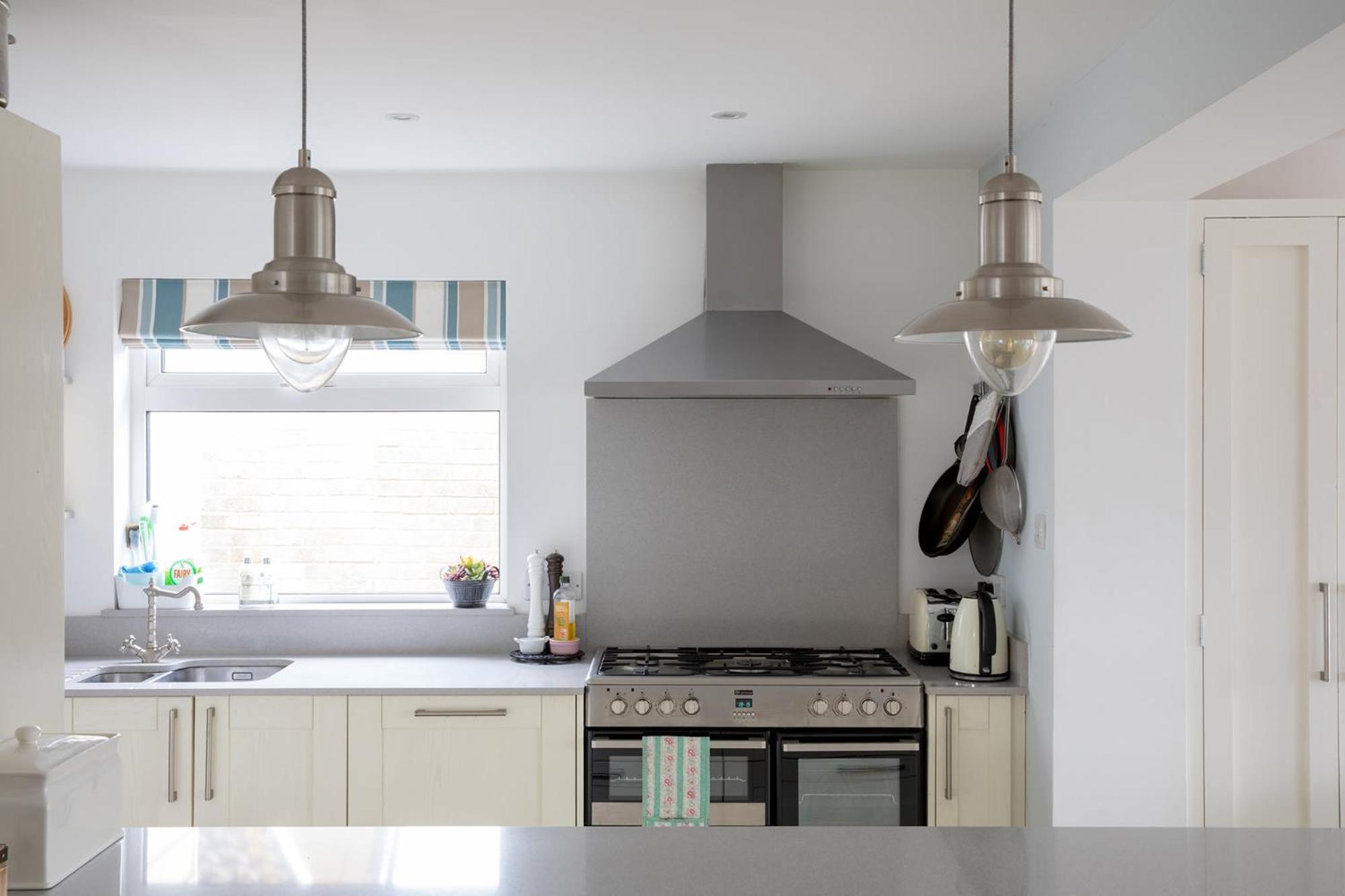 Family Seaside Retreat - 5 Minutes To Beach West Wittering Εξωτερικό φωτογραφία